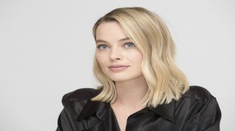 Margot Robbie  Desktop Wallpaper